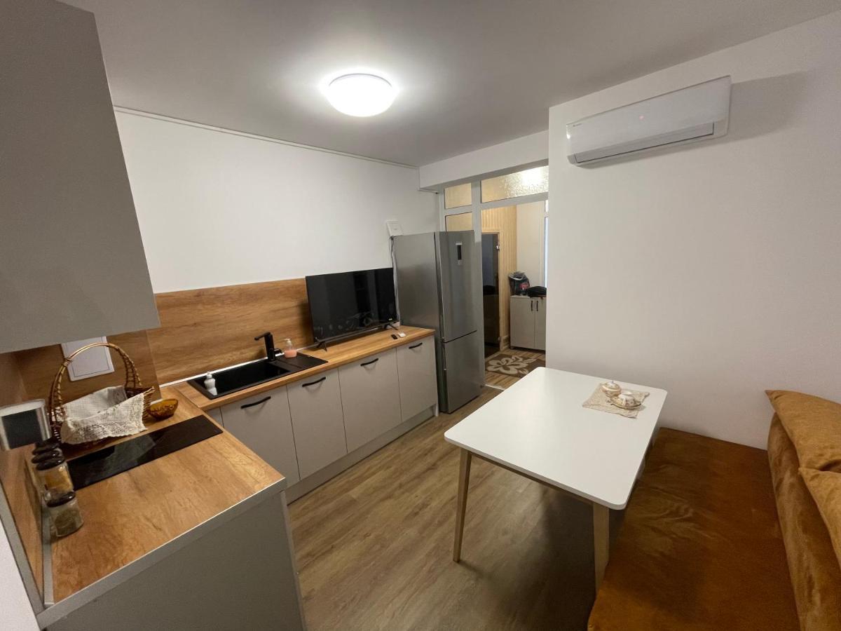 Dety'S Apartment Burgas City Exterior foto
